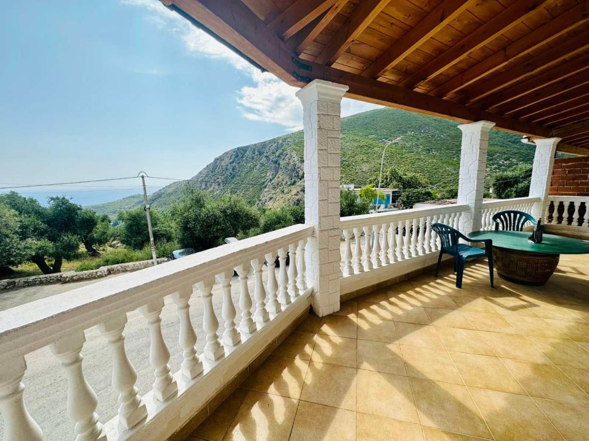 Villa Vista Химара Экстерьер фото